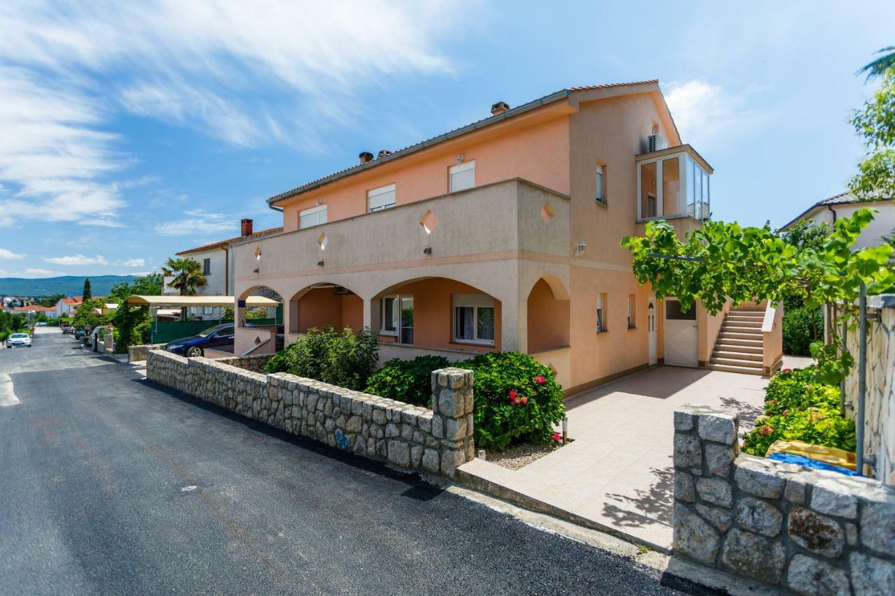 Holiday House Snjezana Krk Town Dış mekan fotoğraf