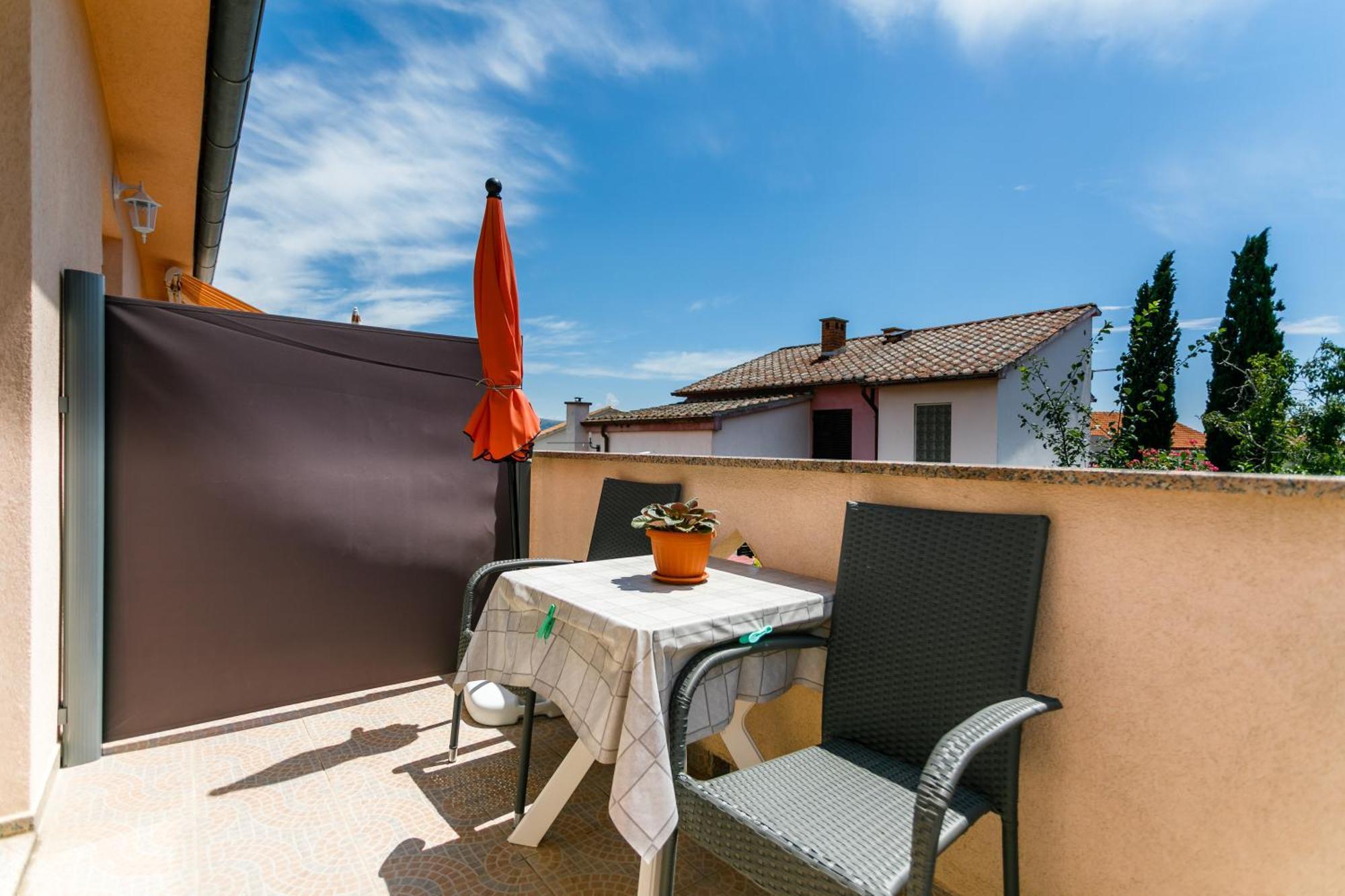 Holiday House Snjezana Krk Town Dış mekan fotoğraf
